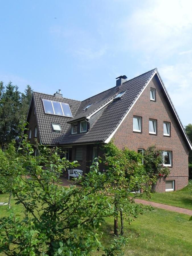 Haus *Ueues Aran* Wohnung Nr. 6 Небель Экстерьер фото